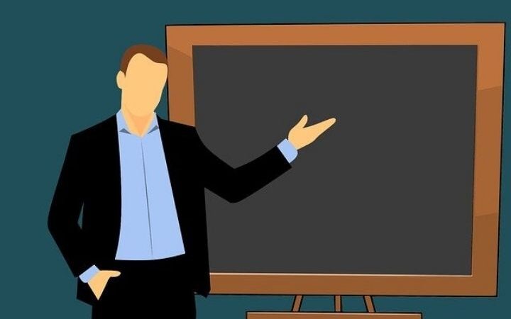 Tips To Be A Professional Teacher
